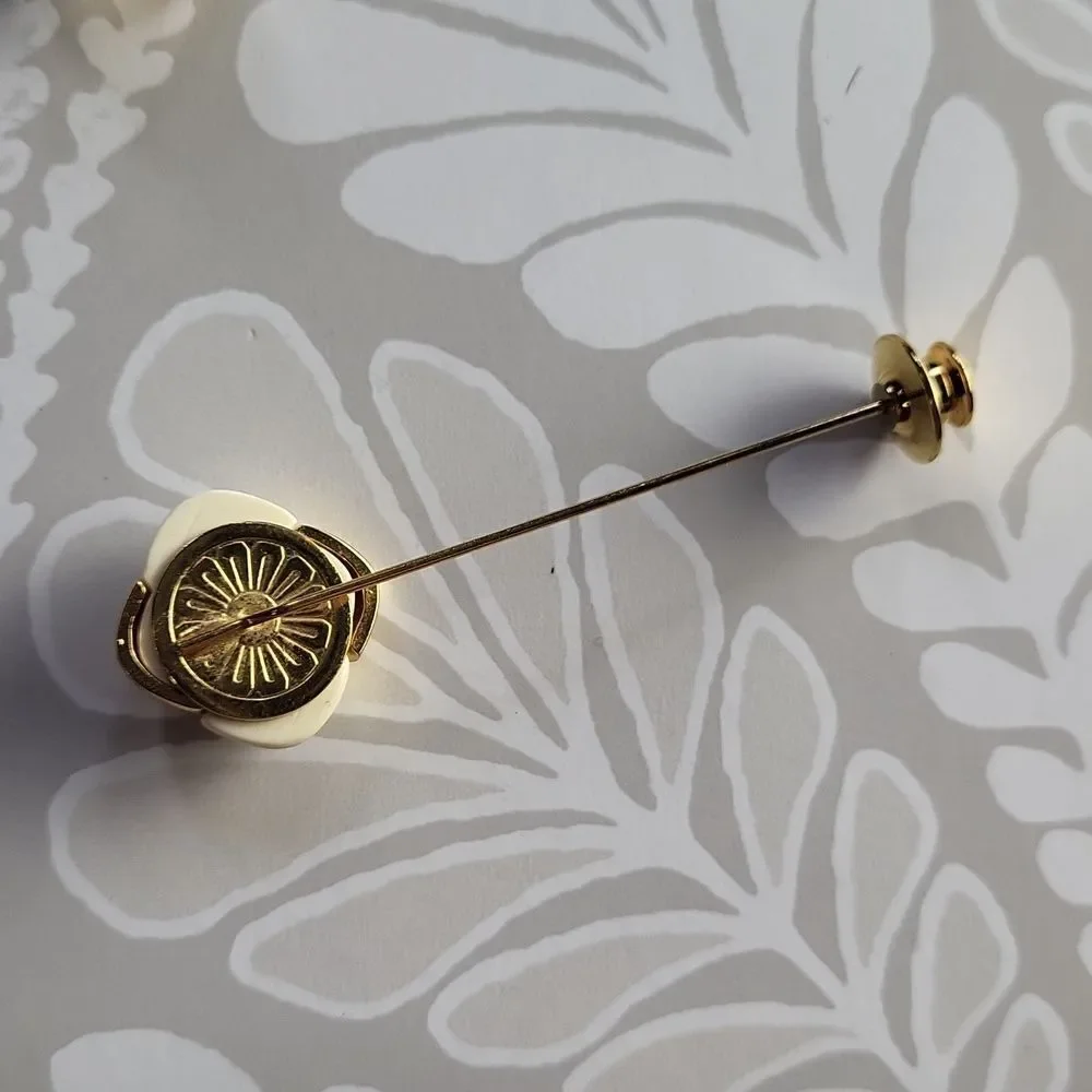 Vintage 50s Trifari Clip on Earrings and Hat pin